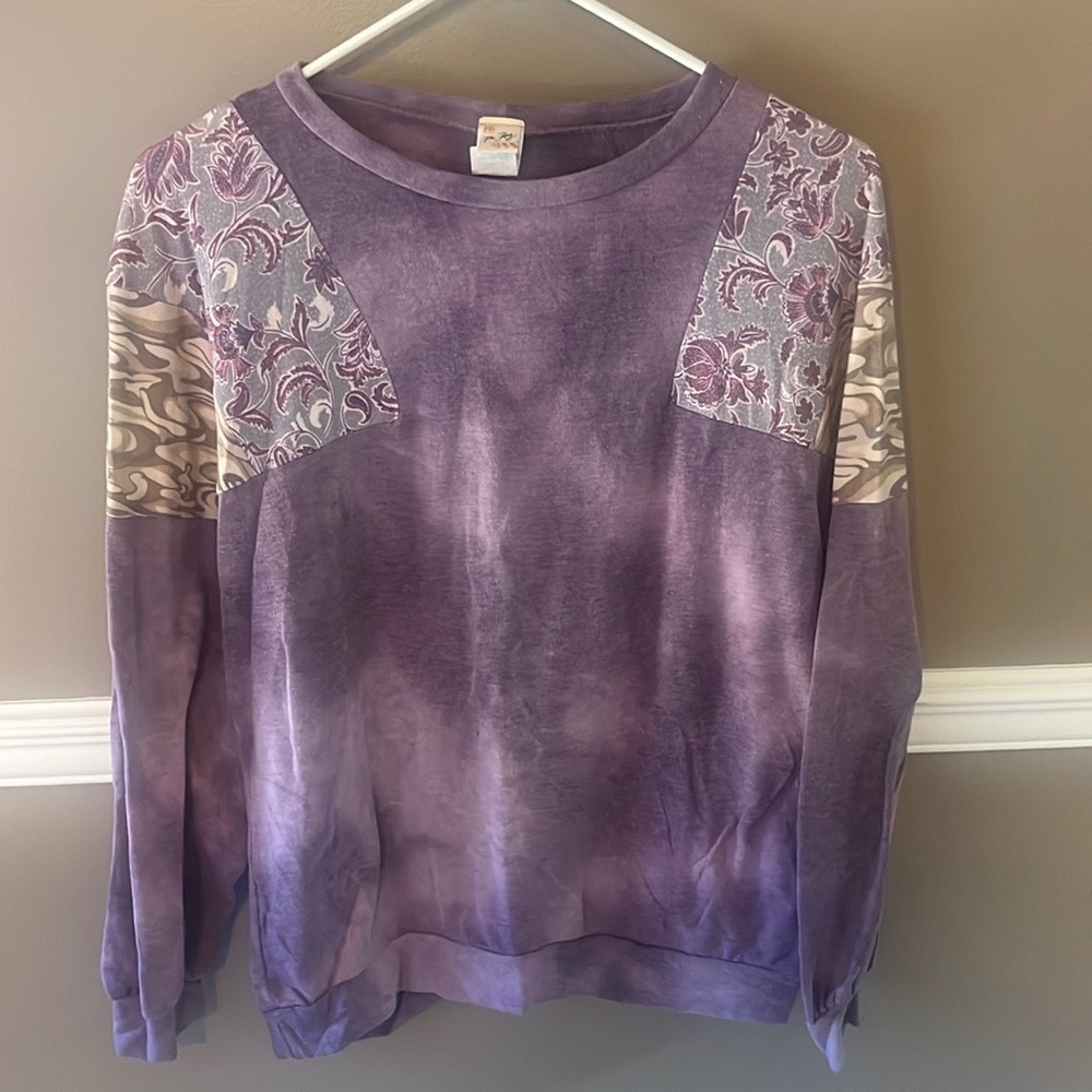 Tie Dye top with different printed shoulders